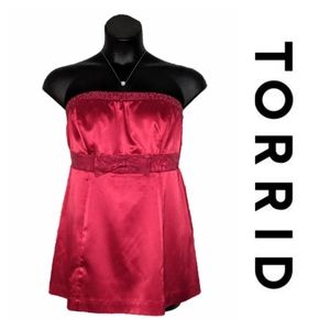 Torrid Strapless Empire Waist Top